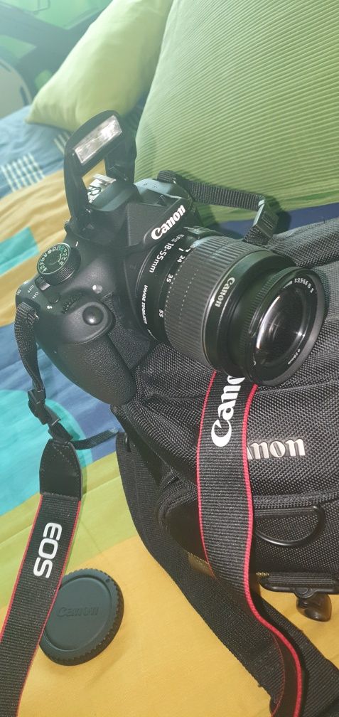 Câmera fotográfica Canon 1200D