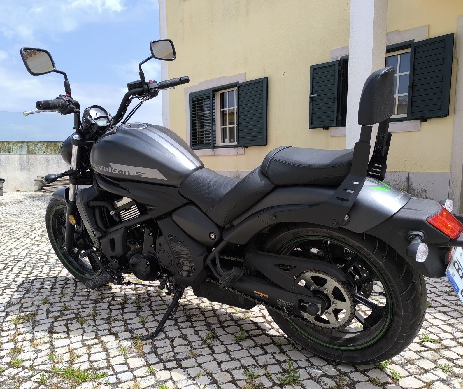 Kawasaki Vulcan S com 1150 kms