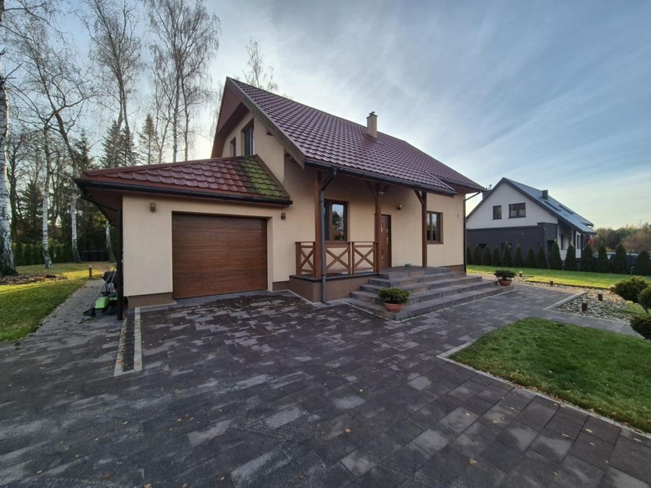 Dom wolnostojący ok 140m2, działka ok 1300m2 w sąsiedztwie lasu