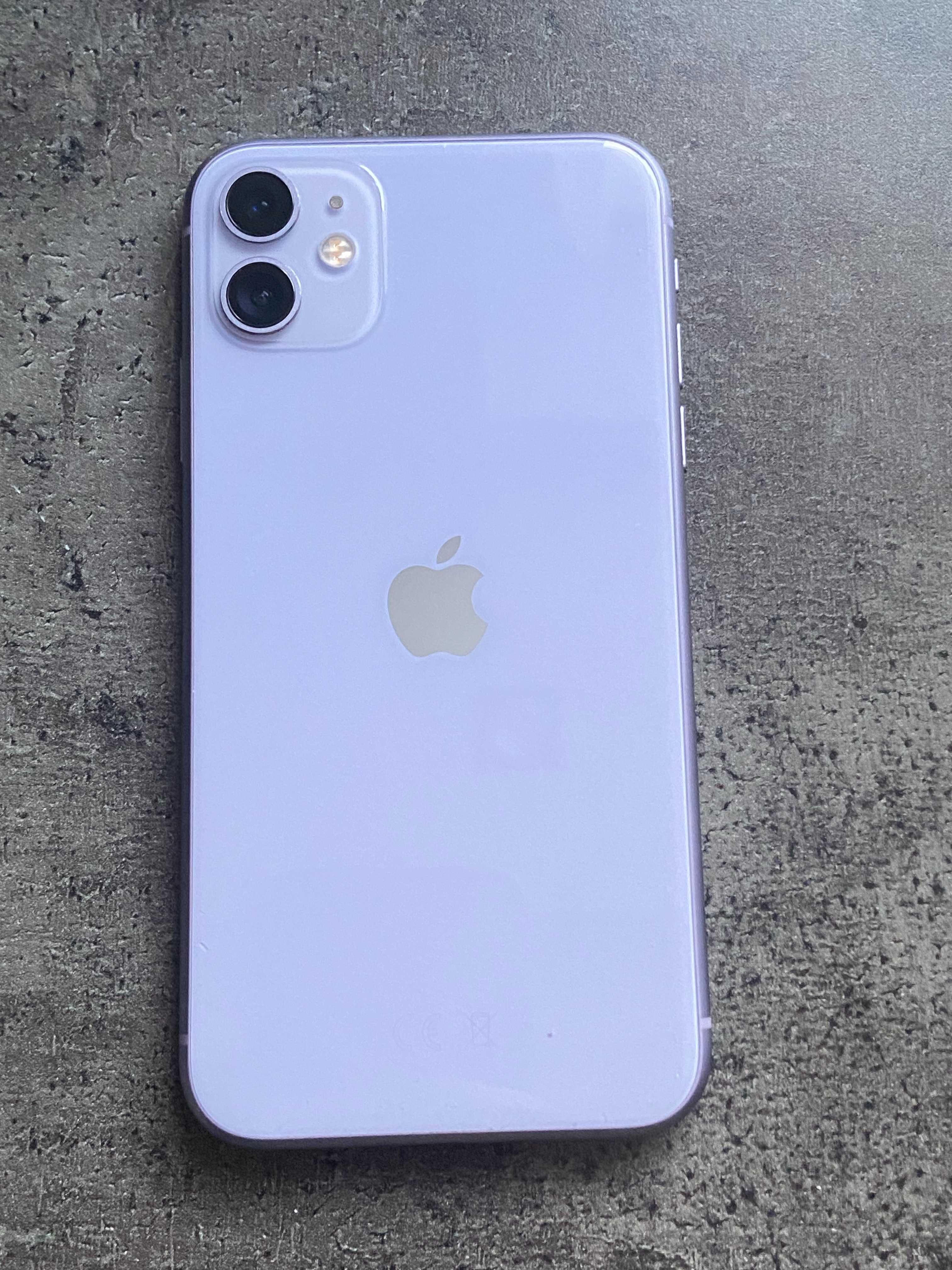 iPhone 11 64GB fioltetowy