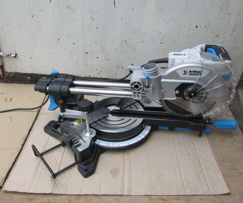 Торцовочна пила, торцовка з протяжкою Mac Allister MMIS210S-B (Англія