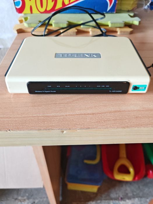 Router tp link wd1043nd