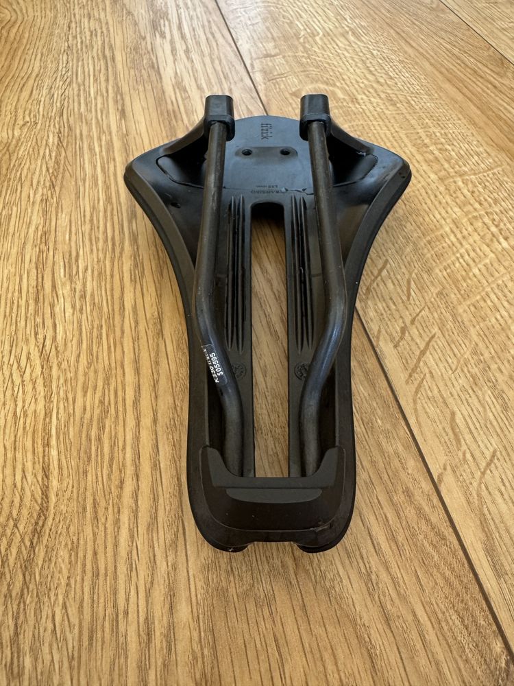 Selim Fizik Transiro Aeris LD R1 135mm