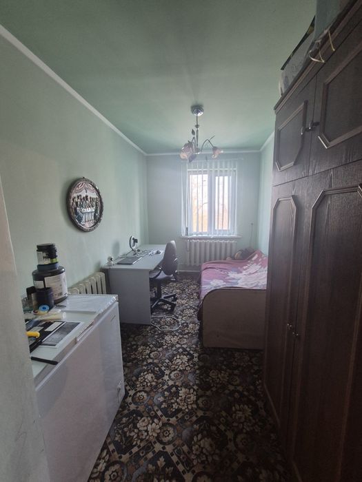 Продам 2-х поверховий будинок в центрі міста