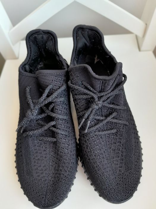 Buty sportowe Shein. Bardzo wygodne.