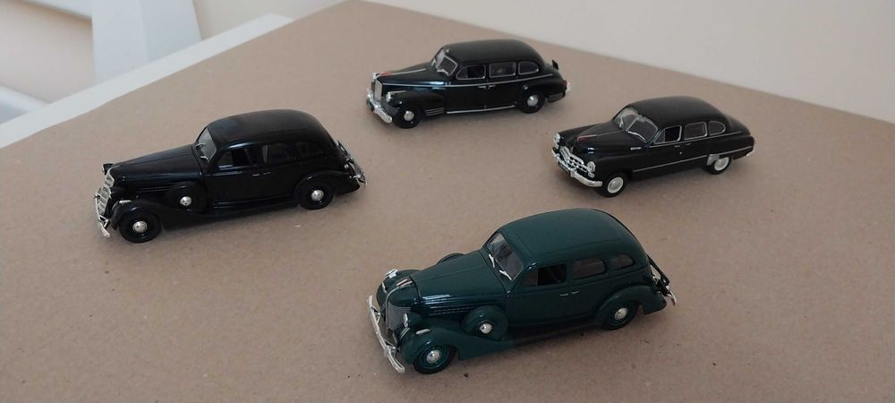 колекційні машинки 1:43 Деагостіні