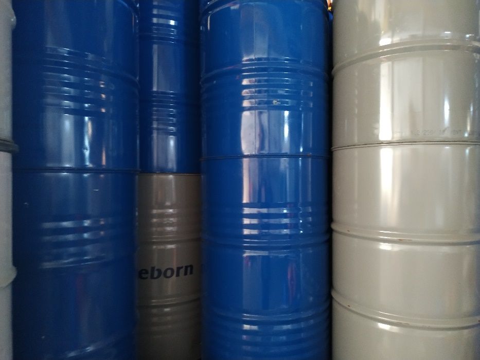 bidons , barricas e depositos todo o tipo