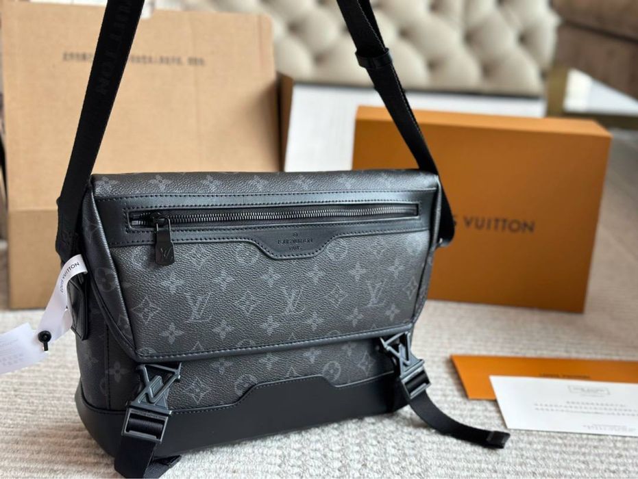 Мужская сумка  Мессенджер Louis Vuitton Voyager PM чоловіча сумка луі