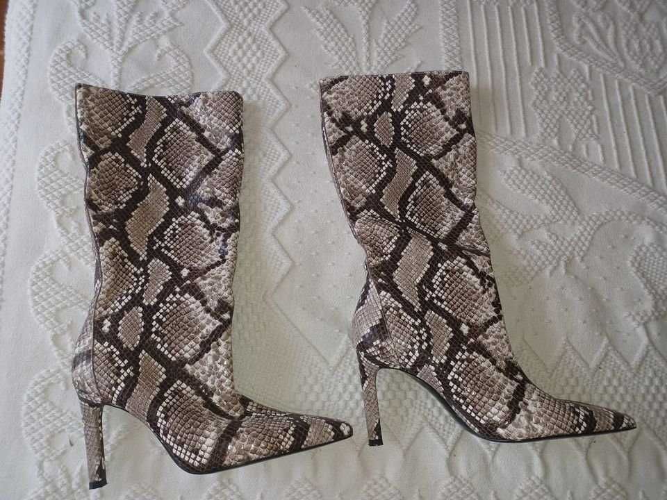 Botas snake print da Mango