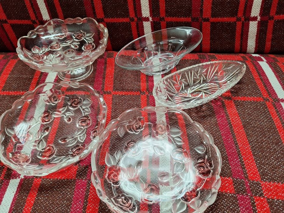 Zestaw salaterek/miseczek