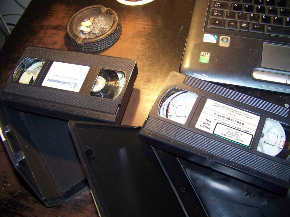 lote de 18 filmes portugueses antigos em VHS