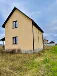Продам житловий будинок з незакінченим ремонтом