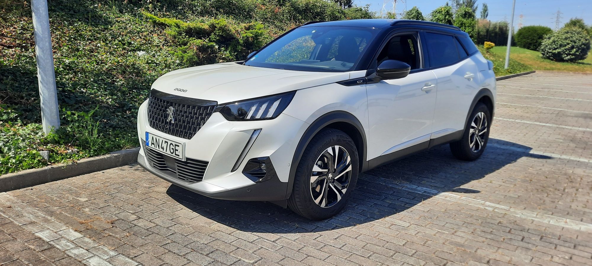 Vendo Peugeot 2008 GT do ano 2022, com 10.900 klms.