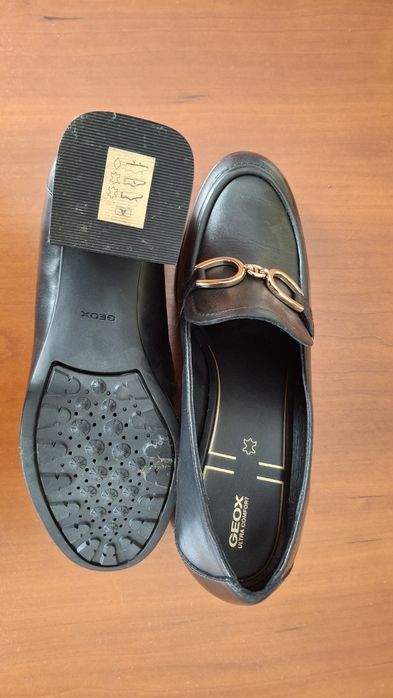 Sapatos da GEOX, preto , número 38, nunca usadas, zona oeiras