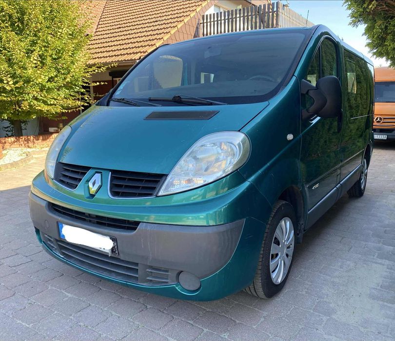 Renault Trafic * 2008 * 2.0 dCi * 8 Osobowy * Klimatyzacja * Nawiewy Tył * Hak *