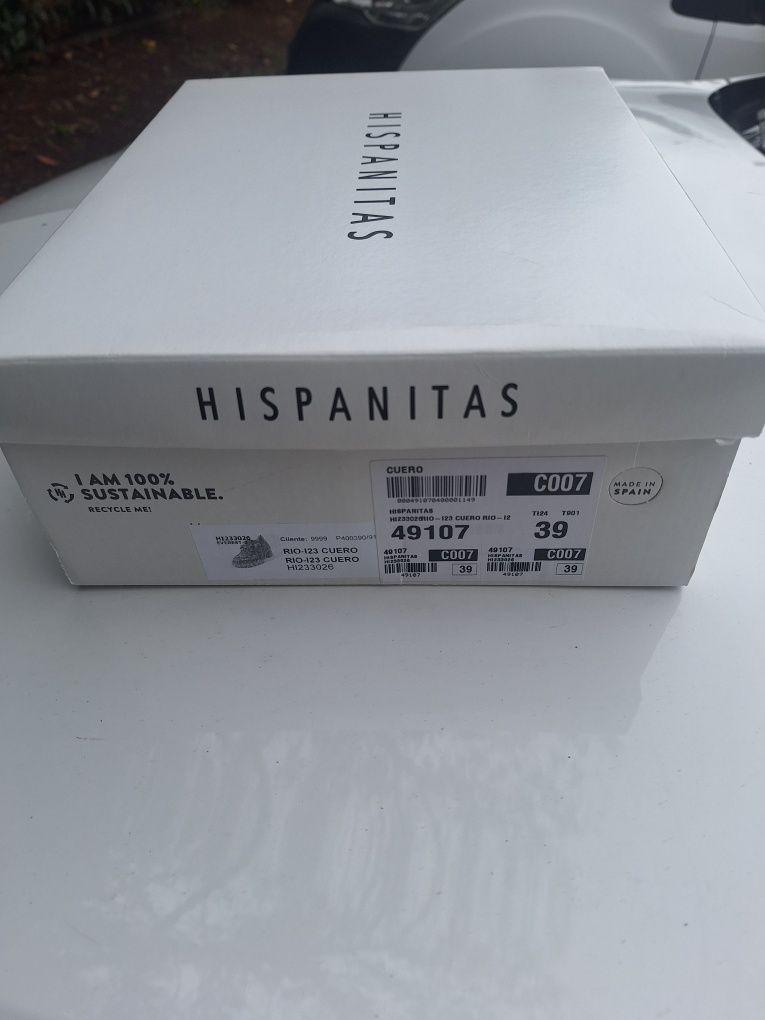Sapatos Hispanitas castanhos