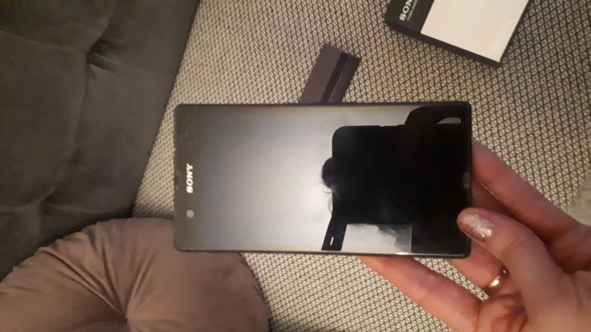 Telefon Sony Xperia Z Wwa uszkodzony