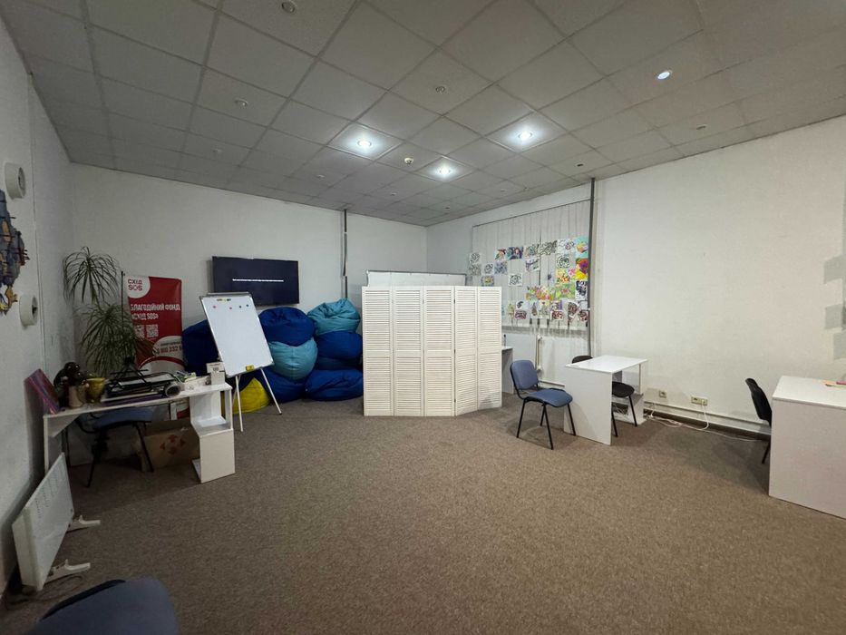 Приміщення в центрі біля ТЦ Транзит