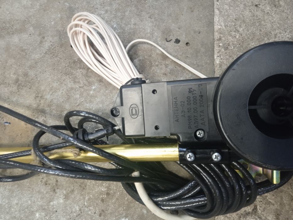 Автомобитльная радиоантенна