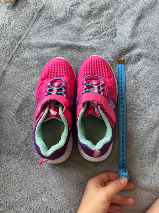 Кросівки для дівчинки Skechers