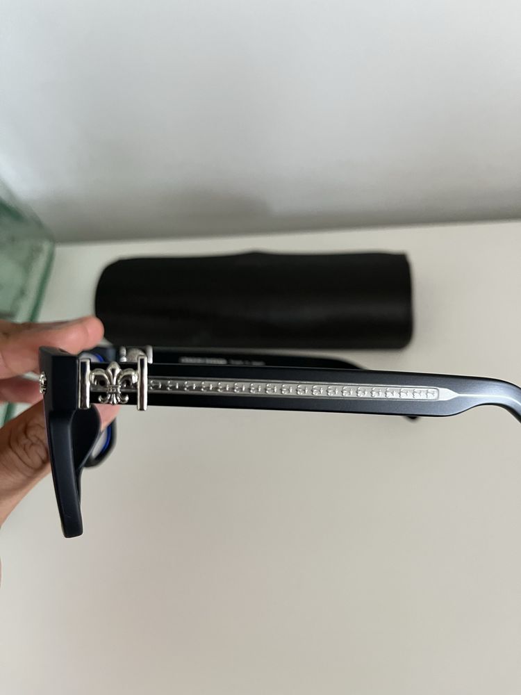 Oculos chrome heart