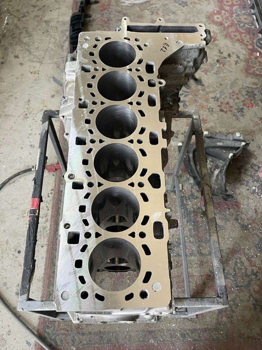 Продам блок бмв B58B30