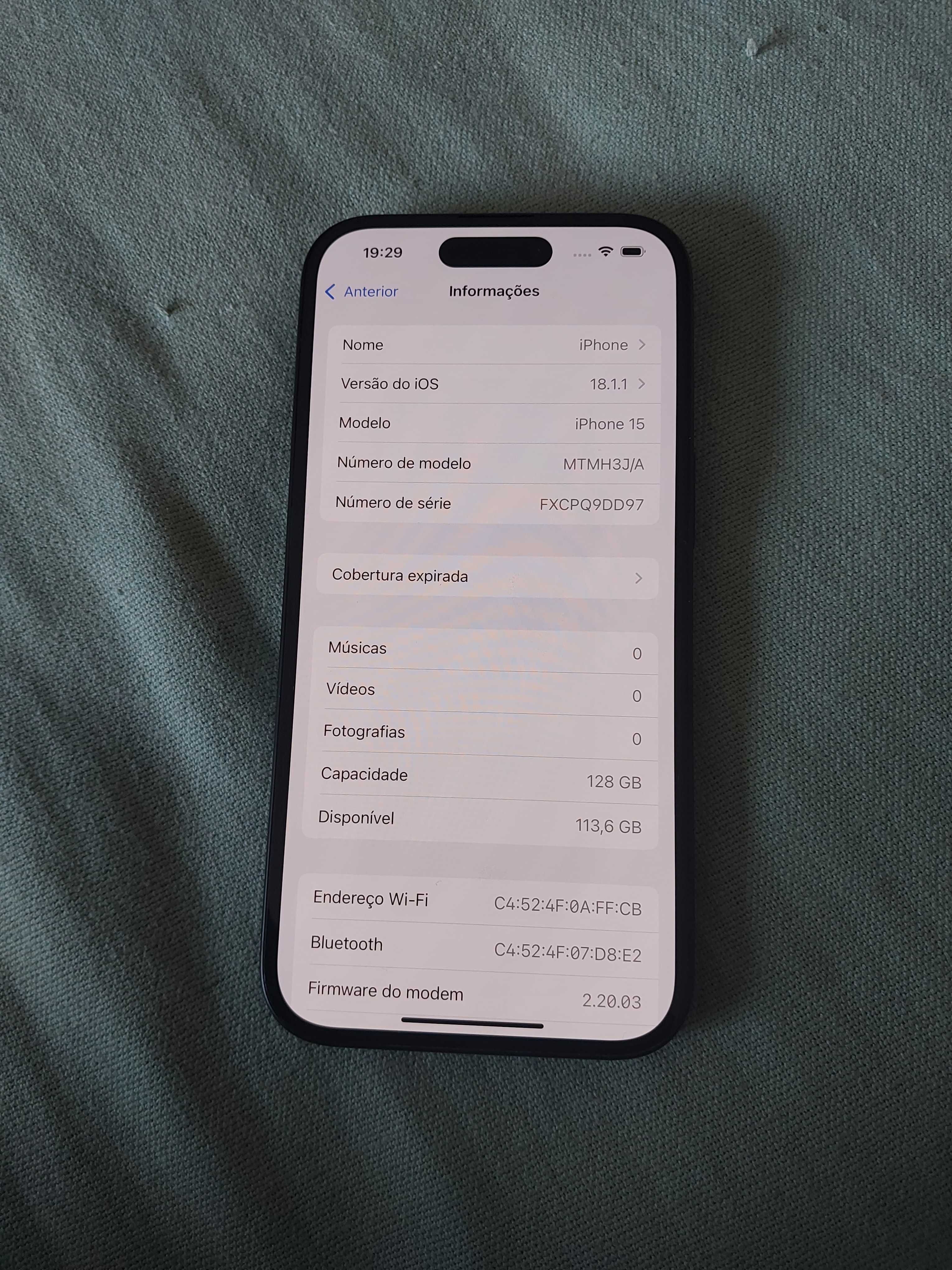 Iphone normal (15 128GB ) 16 pro + novo