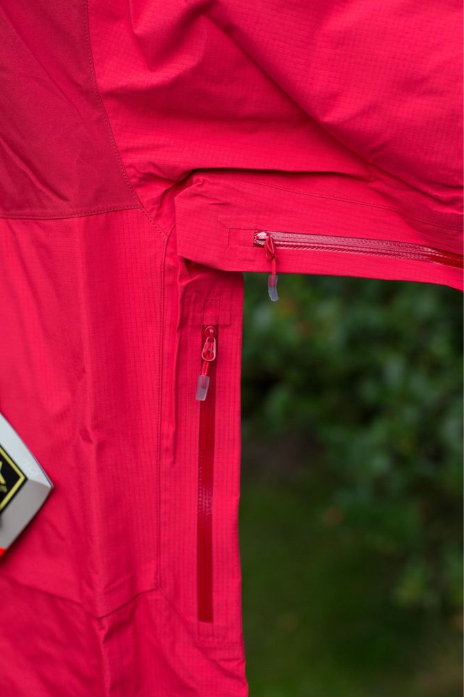 Мембрана куртка Haglofs Roc Nordic GTX PRO Jacket Women оригінал Нова