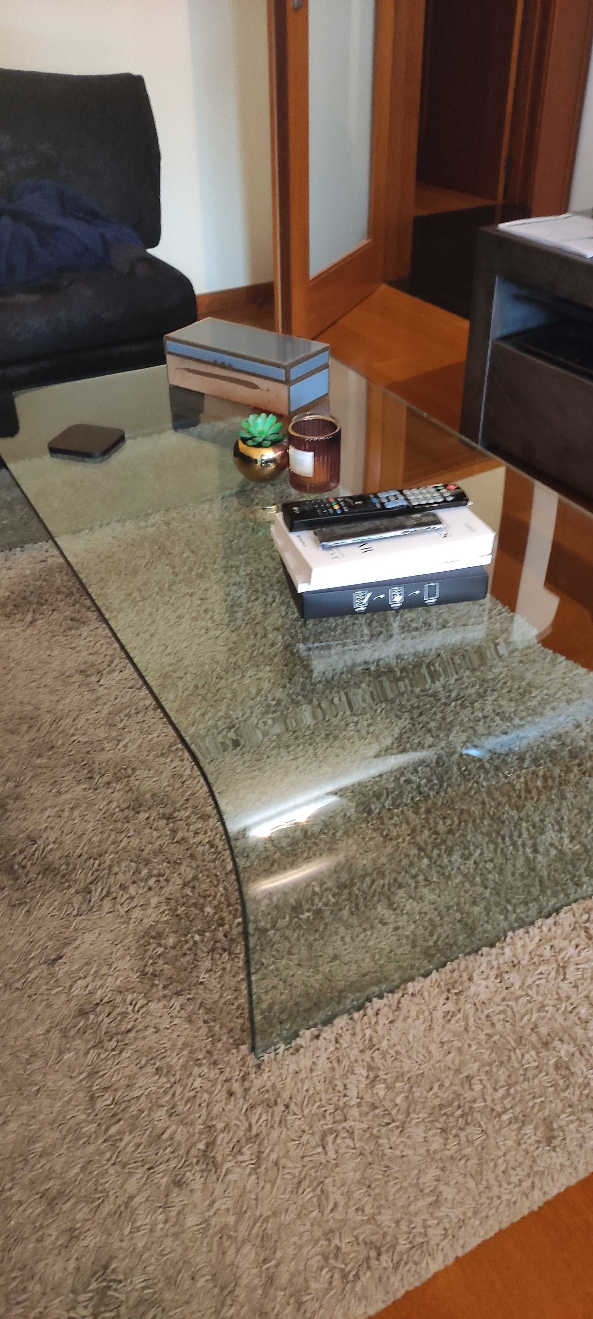 Mesa de Centro em Vidro