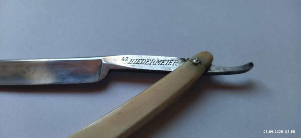 Solingen BIEDERMEIER. (Wald-Solingen)бритва