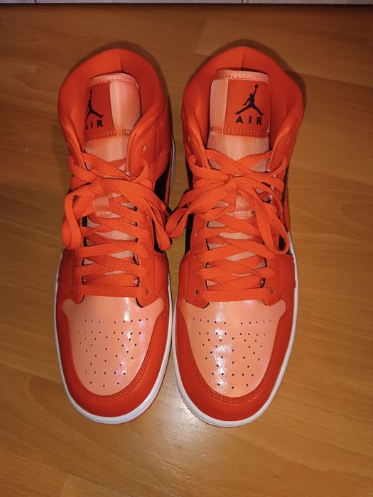 Jordan 1 MID SE rozmiar 42,5