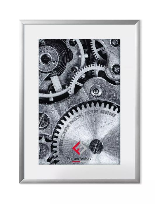 Ramka aluminiowa z plexi 15x20 cm, srebrna. Frames factory
