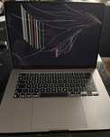 Uszkodzony Macbook Air A2941 15 cali M2 8gb - uszkodzony ekran