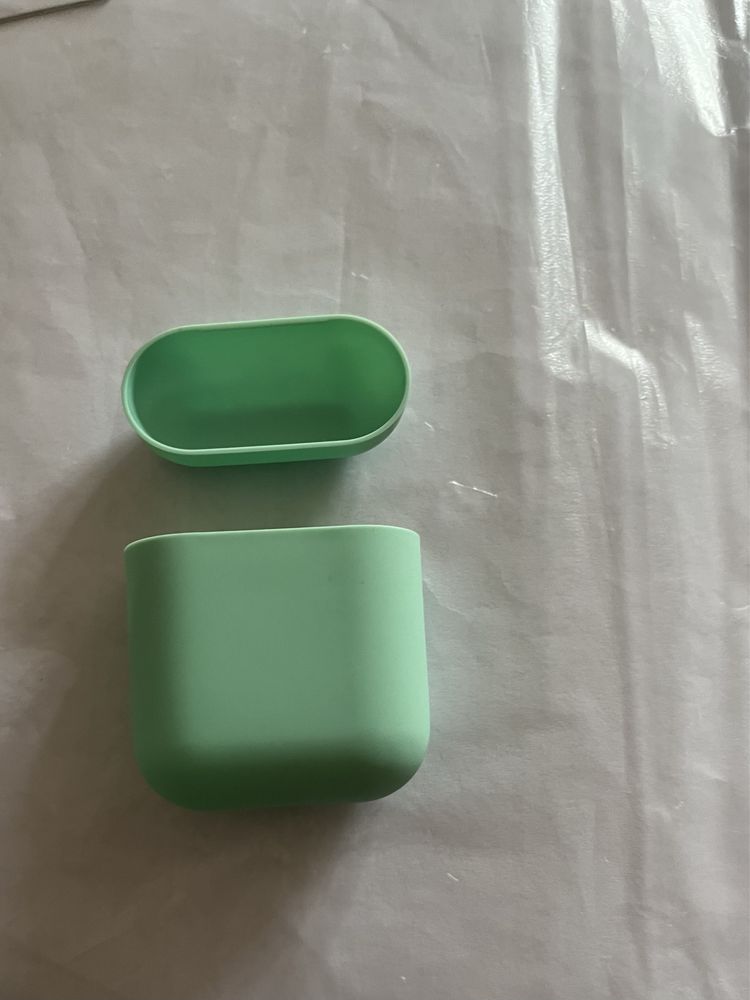 Футляр для навушників AirPods 1/2 Slim Колір: салатовий