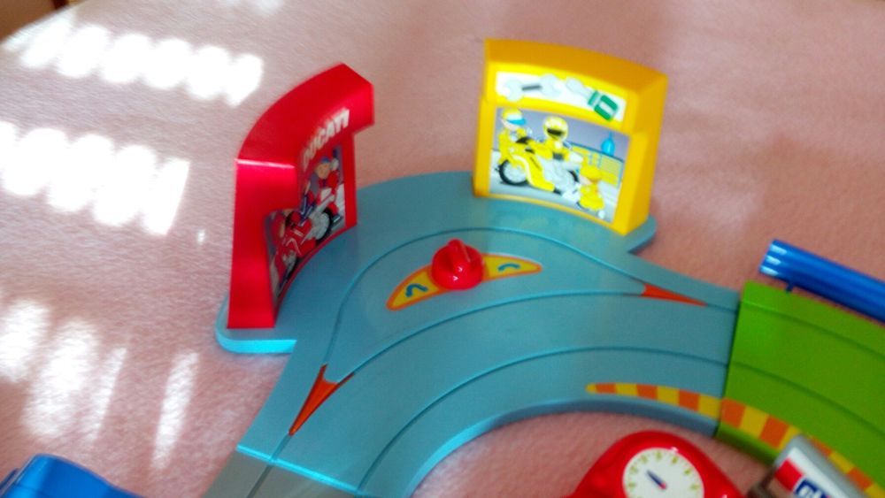 Pista chicco  para venda ou troca pela melhor proposta