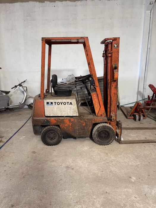 Empilhador toyota