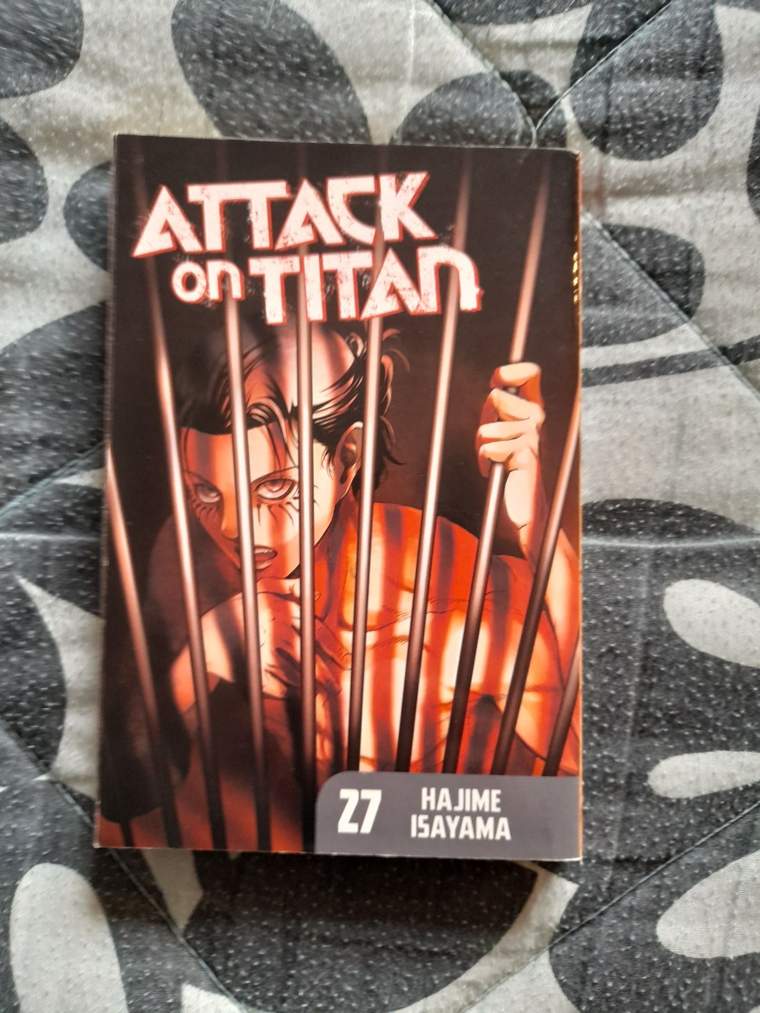 Attack on titan vol. 27