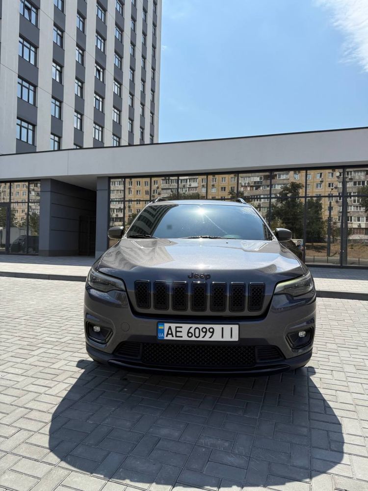 Jeep Cherokee Продам