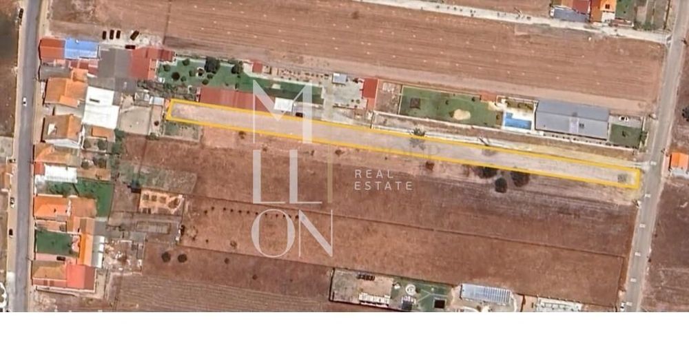 Terreno com Viabilidade de Construção na Rua Alta Tensão, a 1 km da Pr