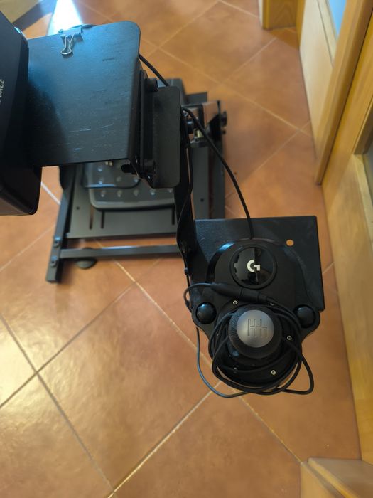 Volante G923 XBox/PC com suporte