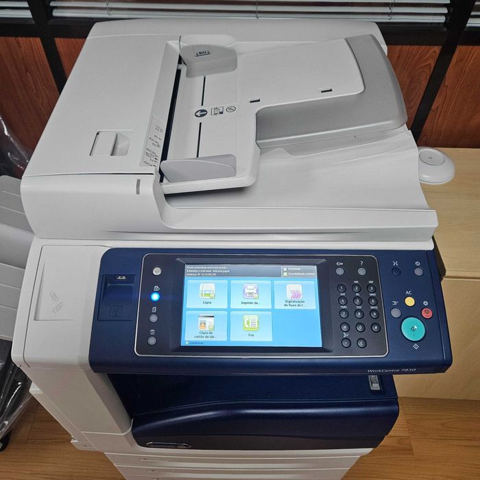 Máquina de Fotocopiar Semi-Nova | 4 Anos | Ótima Qualidade!