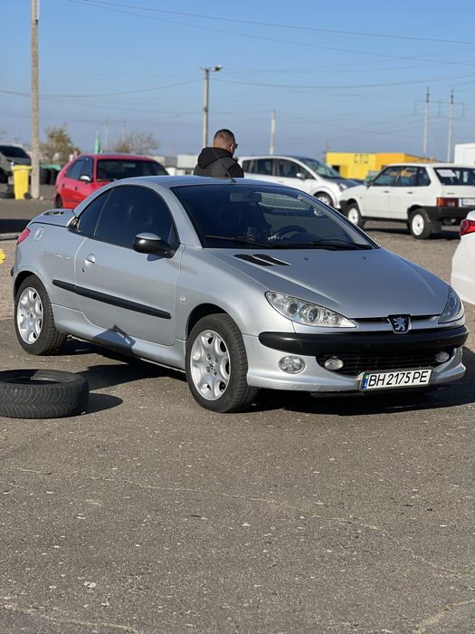 СРОЧНО Продам Peugeot 206cc