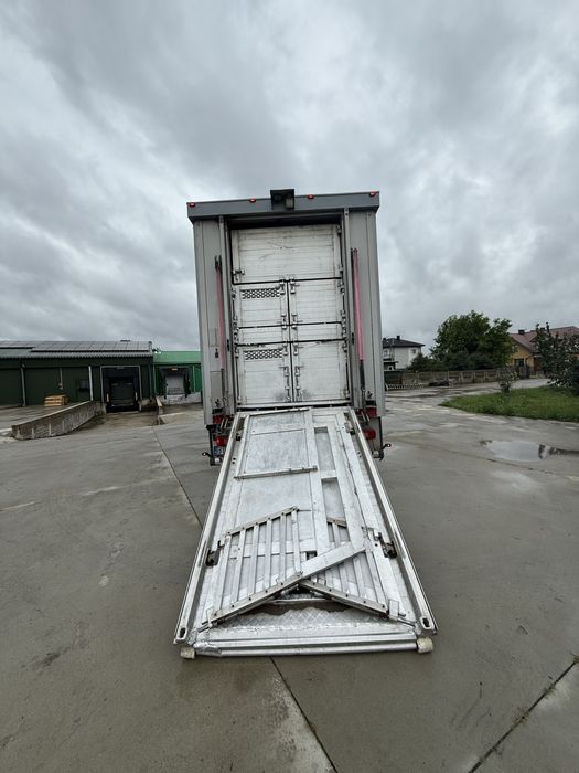 Volvo fm 410 do przewozu zwierząt do żywca zabudowa kaba 3 pokłady
