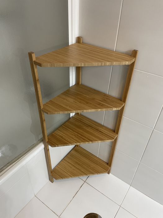 Estante IKEA casa de banho