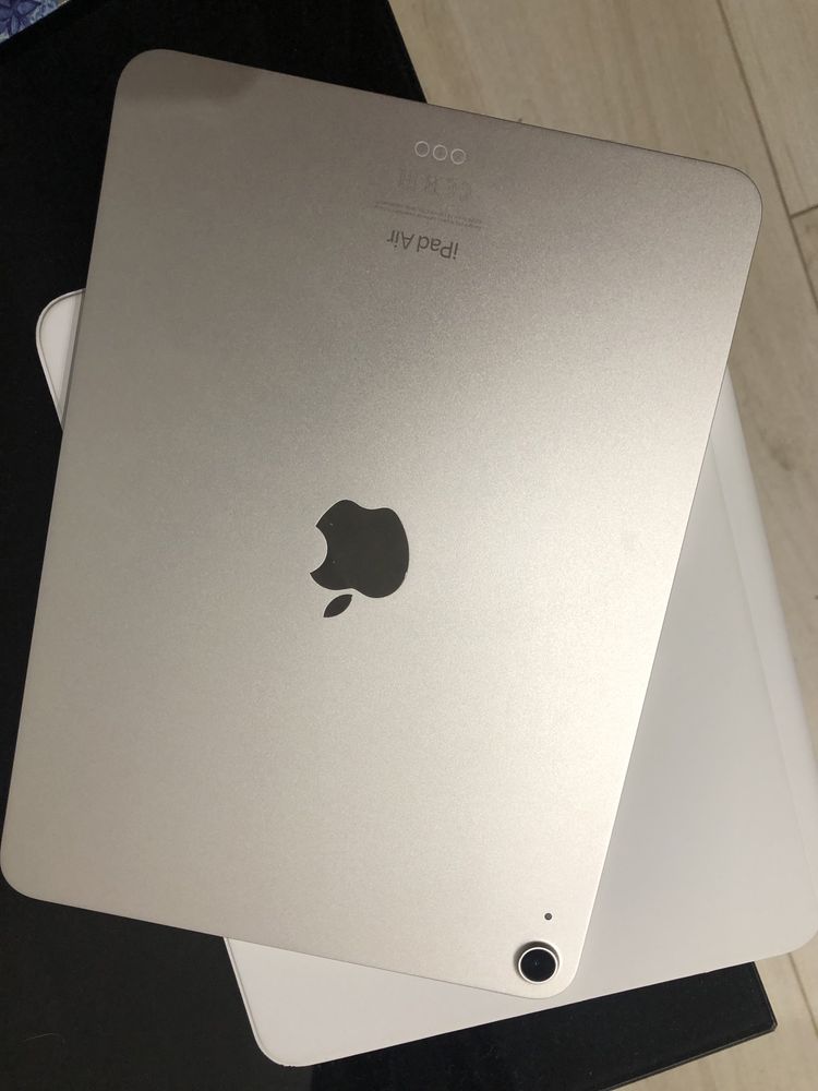 Ipad Air 2022, apple pancil i magic keyboard