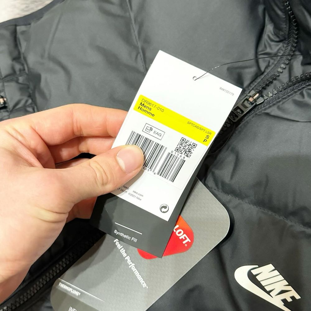 Нова чоловіча жилетка Nike Storm Fit чорна Primaloft C М і Л розмір