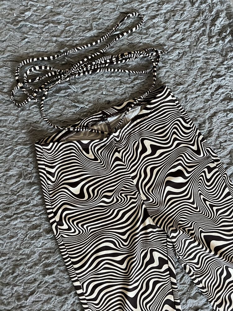 zwiewne dzwony w zebre