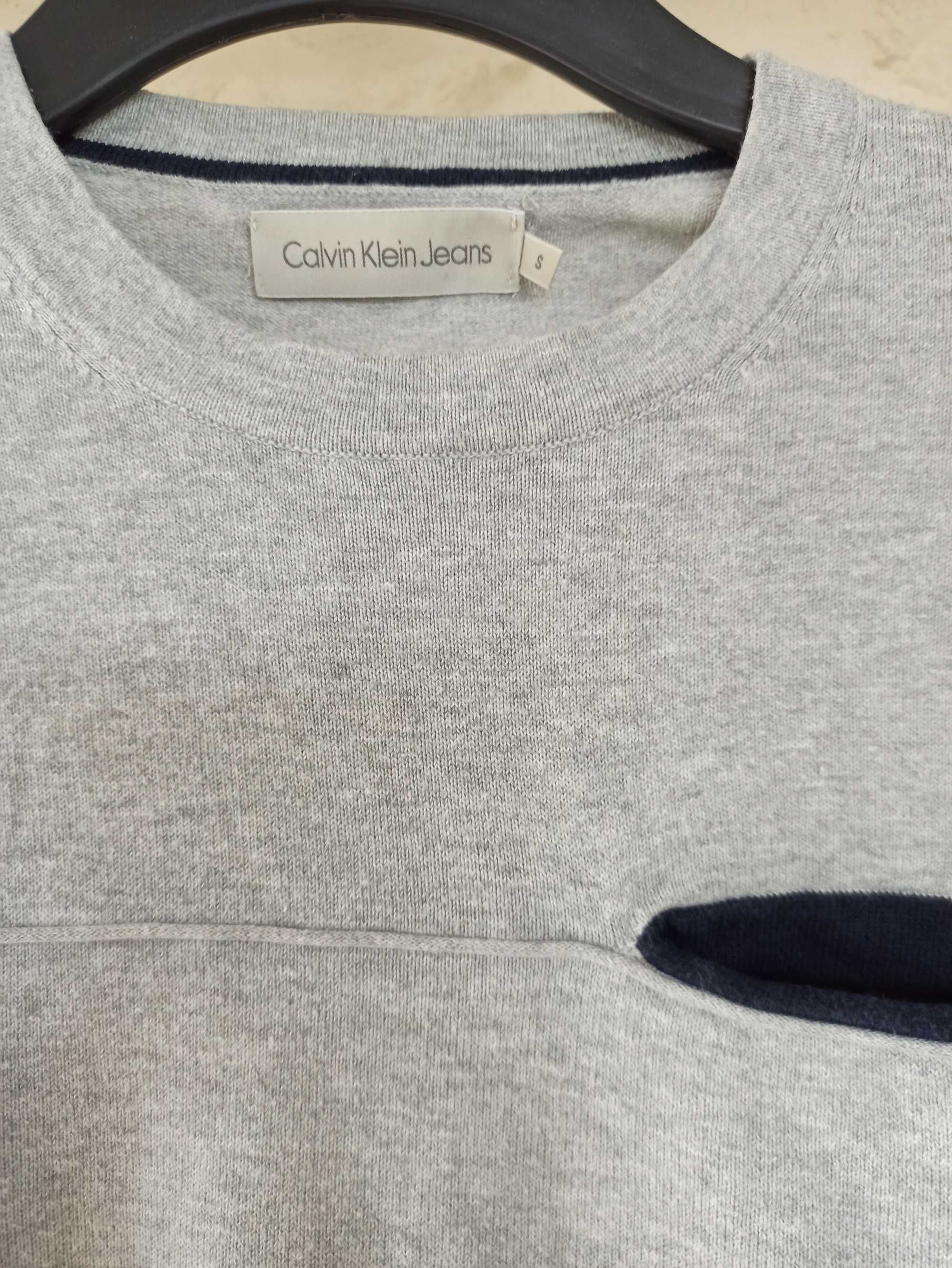 Sweter męski Calvin Klein szary lekki
