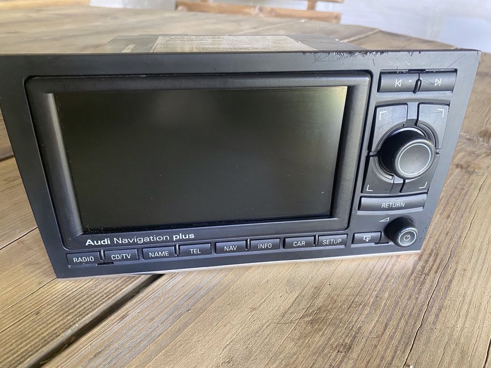 Radio Audi Navigation RNS-E 2-DIN pl menu kod