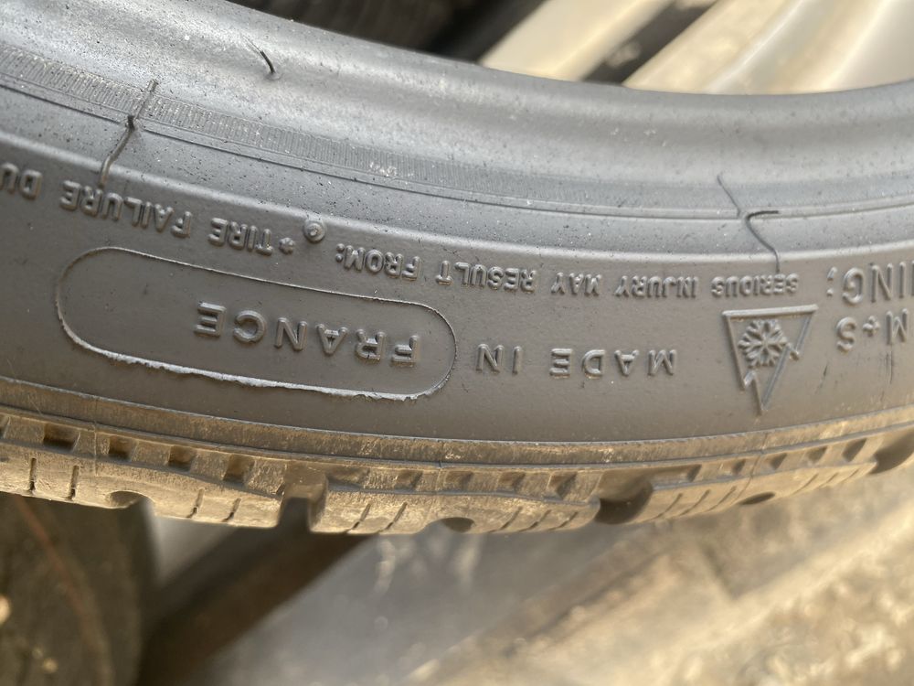 Автошини Michelin 225/35/19 Резина,Колеса,Гума,Скати,Шини)